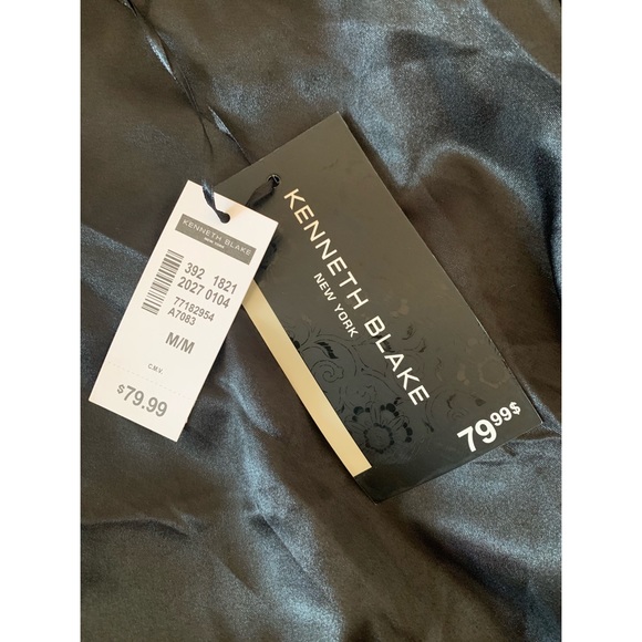 Black furry vest - Picture 11 of 13